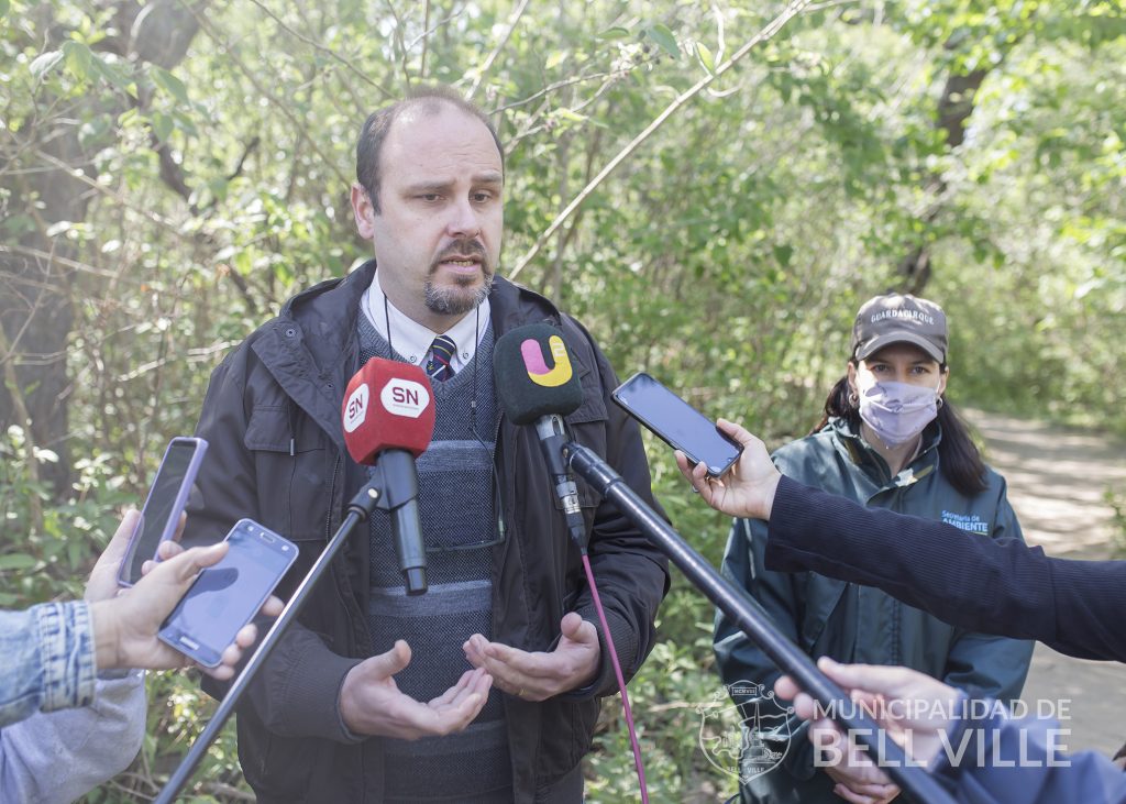“La erradicación de especies exóticas es imprescindible y la ciudadanía debe entenderlo y apoyarlo”