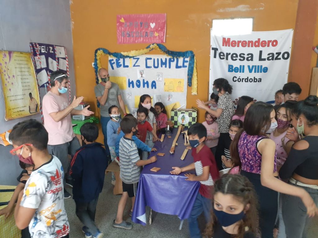 La formación educativa y el aliento a la investigación llegan a los Núcleos Barriales