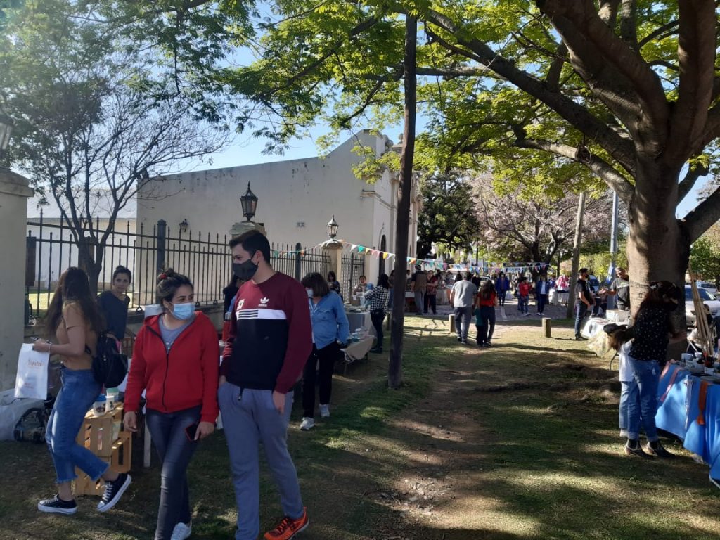 Se repiten los éxitos en las ferias organizadas por los Centros Vecinales