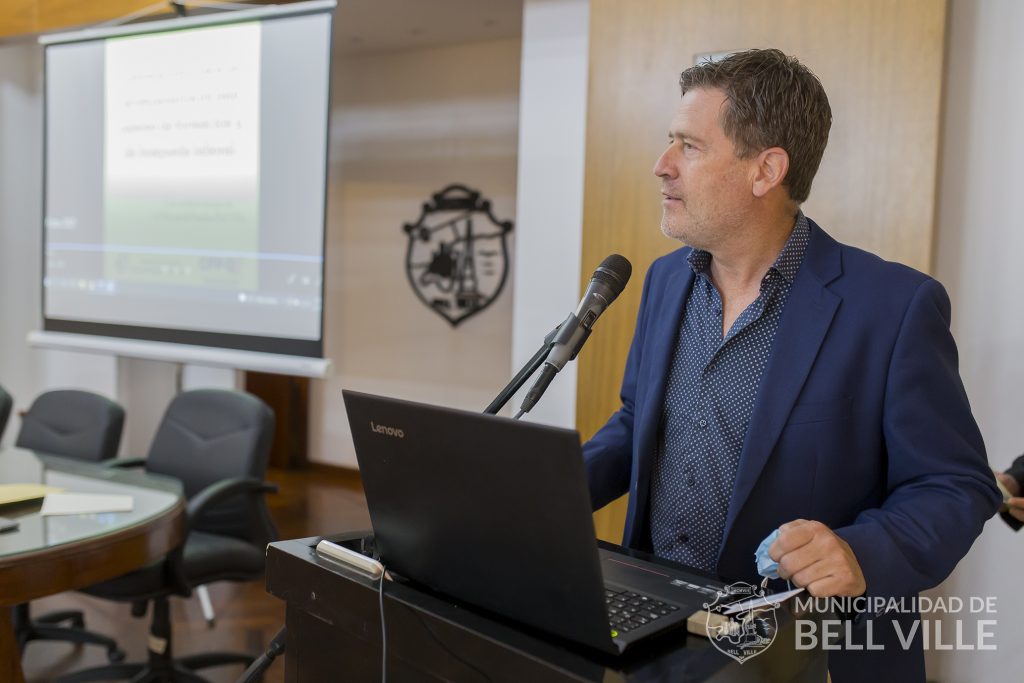 El intendente destacó a la Oficina de Empleo Municipal como vínculo laboral