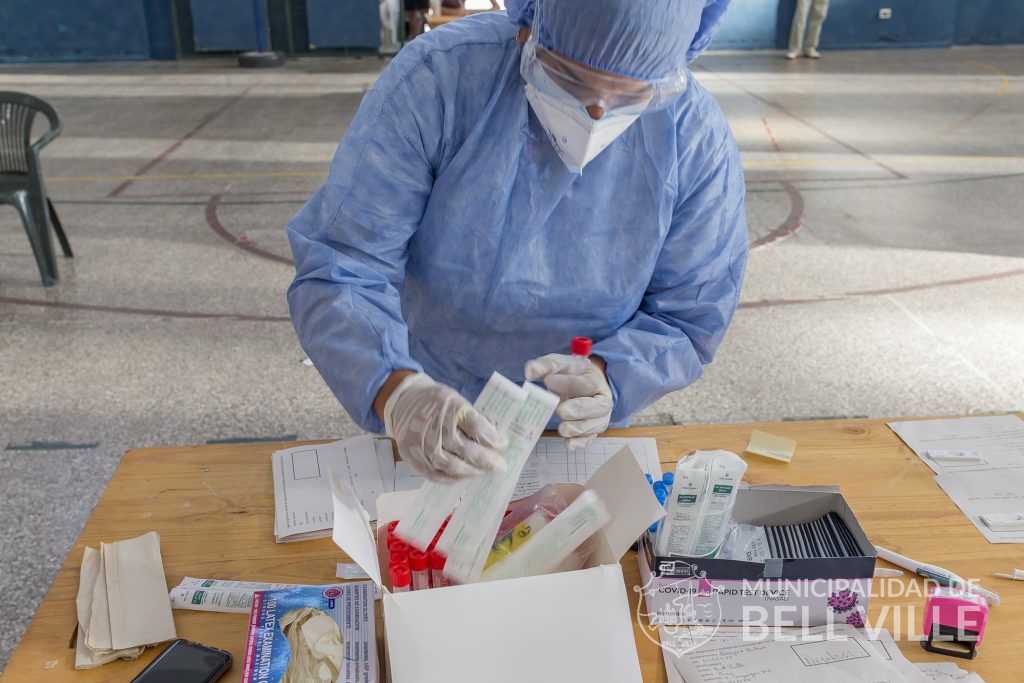 Covid 19: Hoy se confirmaron 93 casos y las inoculaciones llegaron a 944 personas