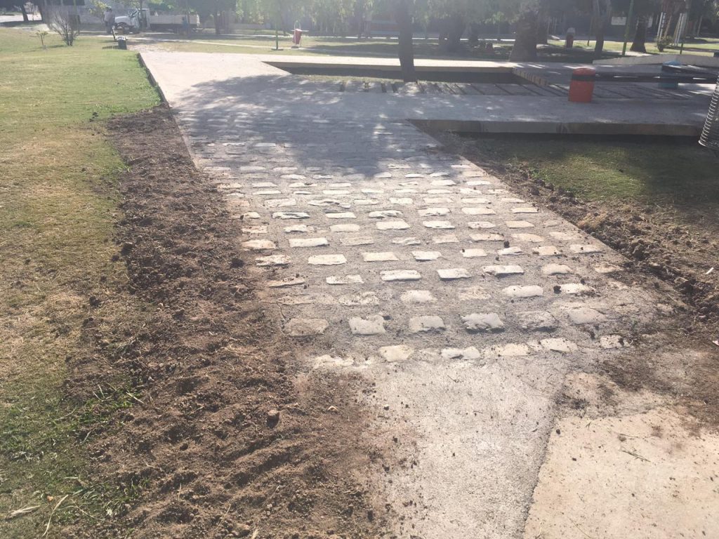 Se continúa trabajando en reparaciones en la Plaza de los Niños-Eva Perón
