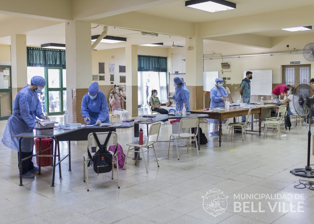 Covid 19: Los casos positivos fueron 240 y se vacunaron a 646 personas