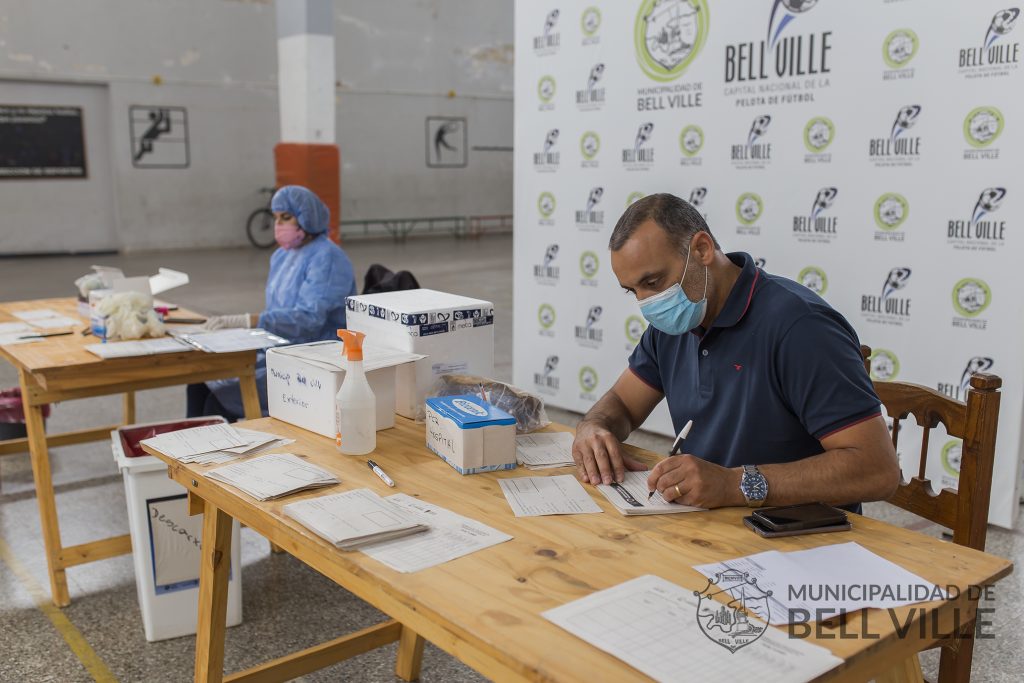 Covid 19: Se suma el fallecimiento de una persona, hubo 105 positivos y se vacunaron a 285 personas