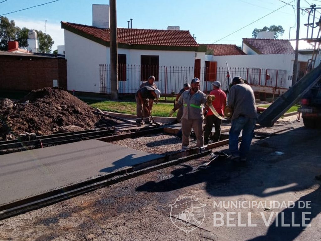En Barrio Portal del Río reconstruyen tres vados