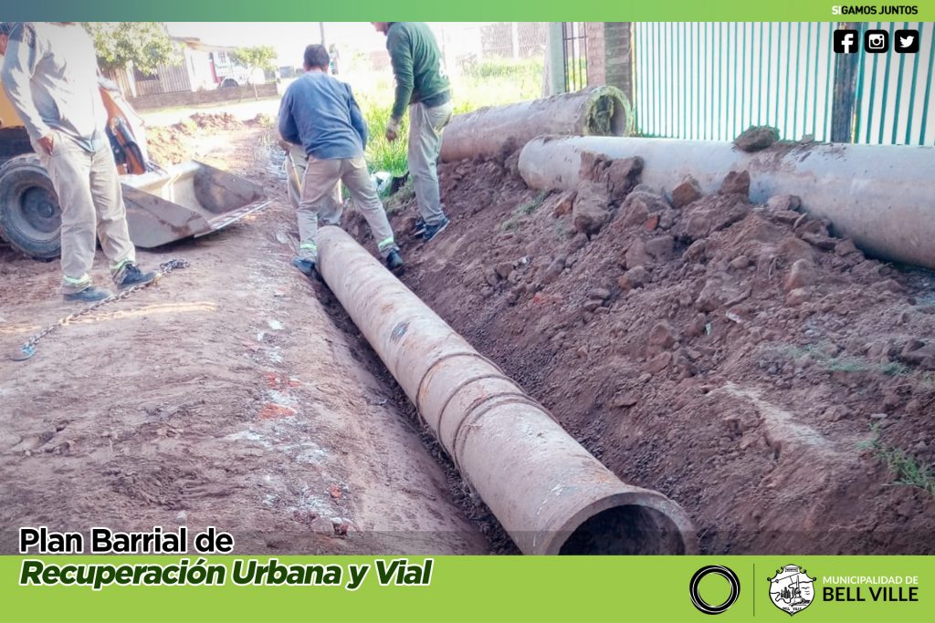 Distintos trabajos se cumplen en calles de Villa Carlitos