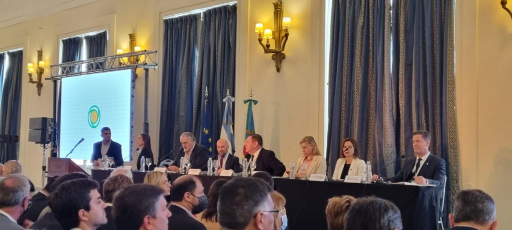 El intendente participa de la Asamblea Nacional de la RAMCC