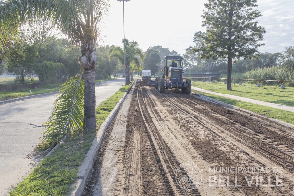 Arreglo de la Av. costanera en el sector que comunica con el bulevar Ascasubi