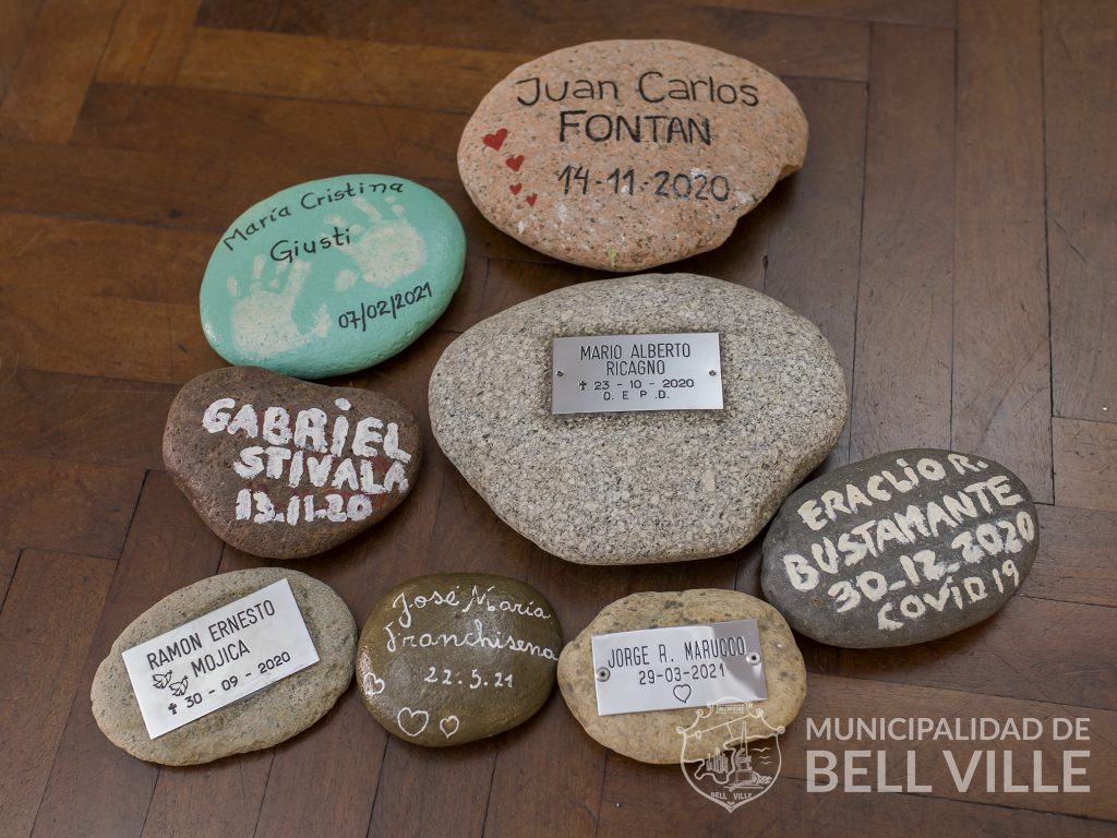 Continúa la recepción de piedras para el memorial por los fallecidos en pandemia