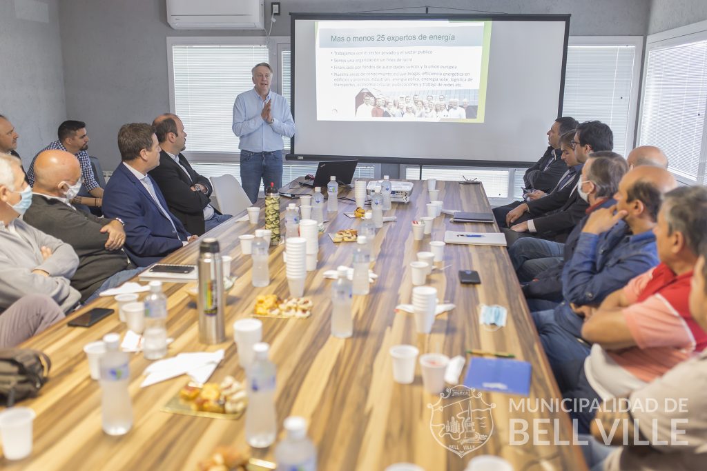 Con un mensaje en favor del cuidado de la energía, se recibió al Ing. Tommy Lindström