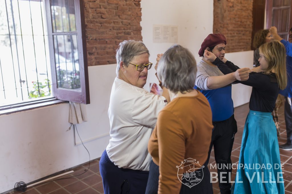 Los Núcleos culturales suma danza para personas con discapacidad