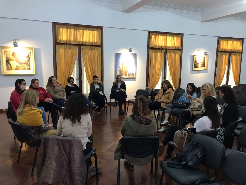 Personal de Núcleos Barriales fue capacitado en políticas públicas para niñez y adolescencia