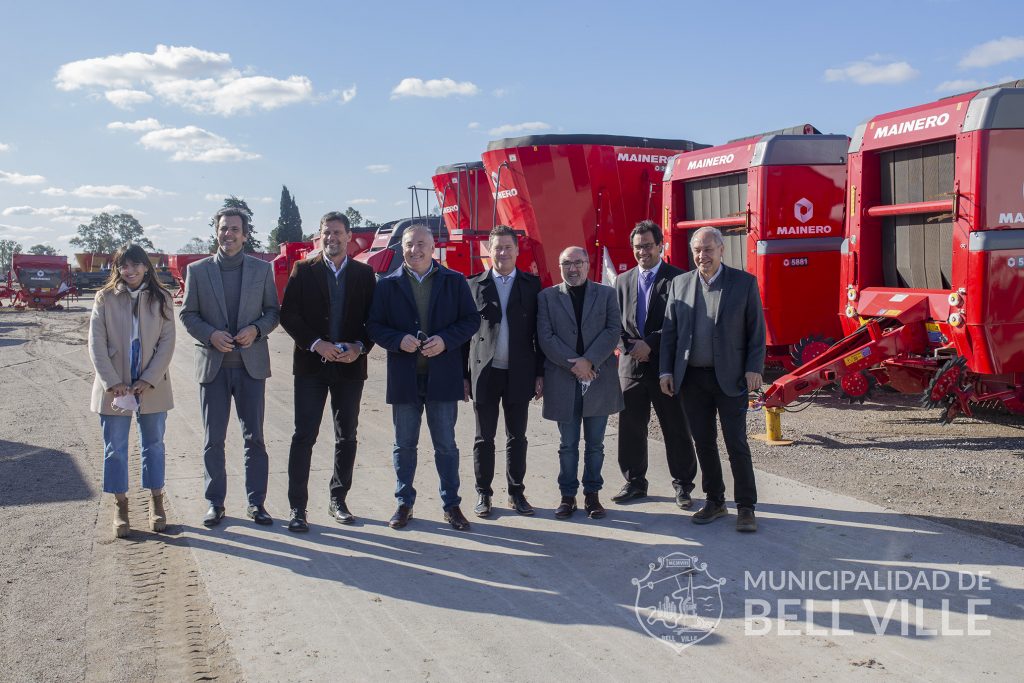 En su visita de ayer, el ministro Accastello cumplió múltiples actividades