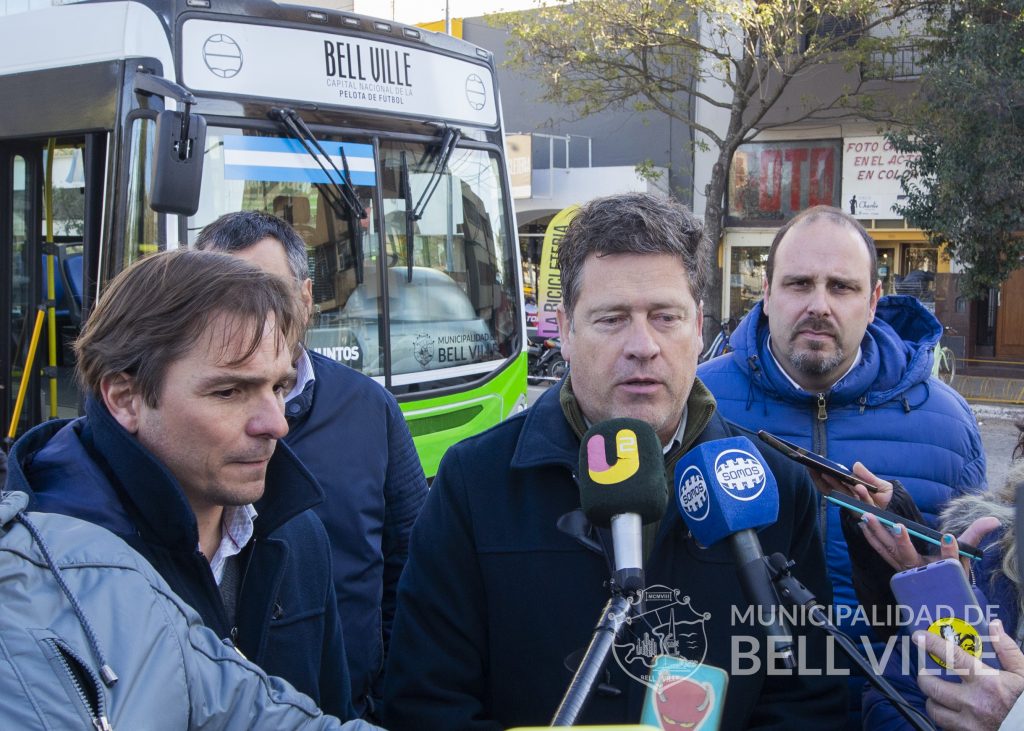 El Dr. Briner saludó en su día a los Centros Vecinales de nuestra ciudad