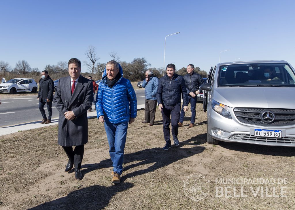 El gobernador inauguró un puente y una obra vial sobre Ruta Nº 3 Sur