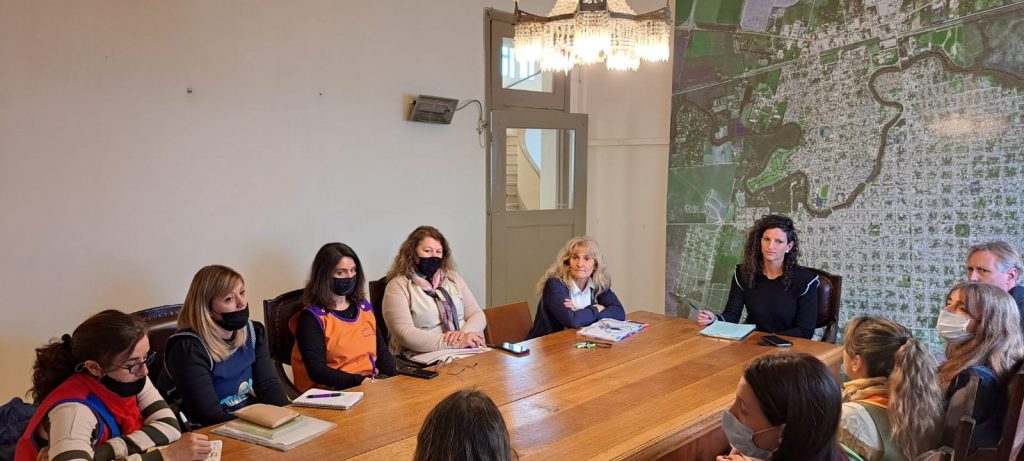 Retorna el saludo de los Jardines de Infantes al Gral. Don José de San Martín