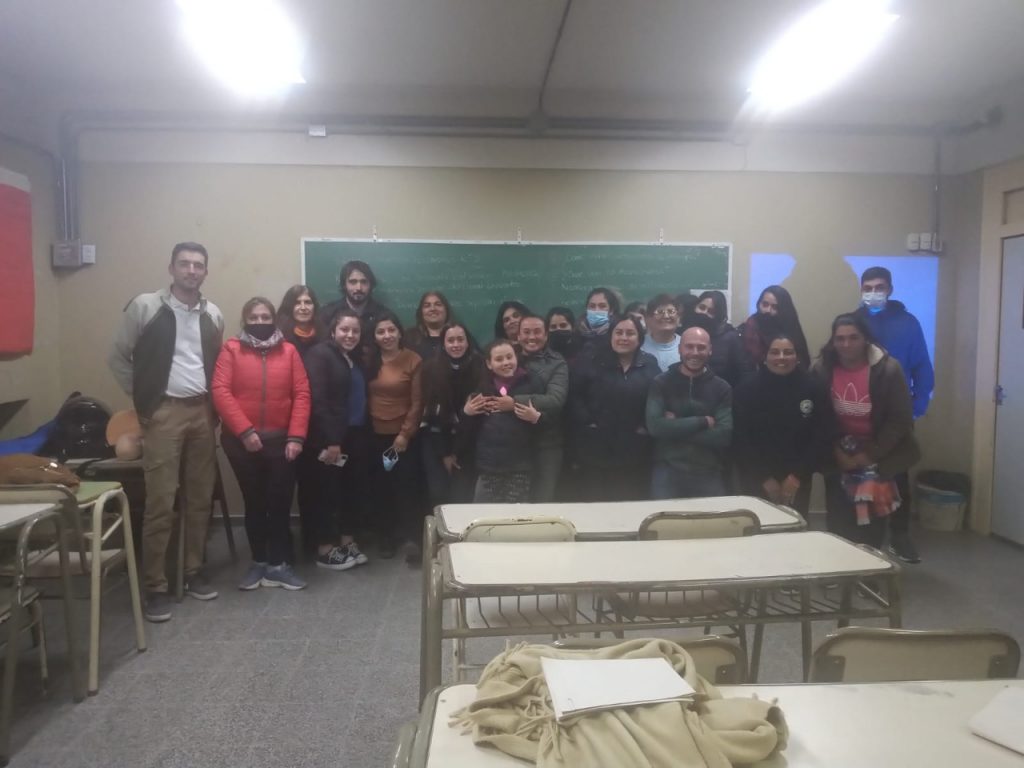 Continúan las capacitaciones en primeros auxilios en los barrios