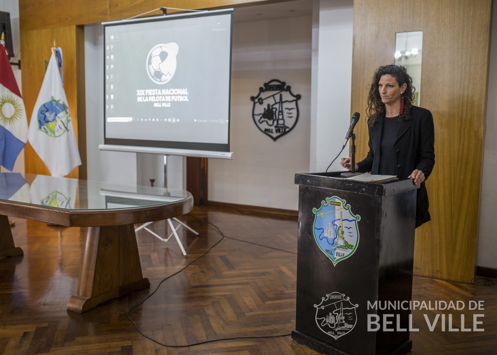 Se definió la participación de artistas locales en la Fiesta Nacional de la Pelota de Fútbol