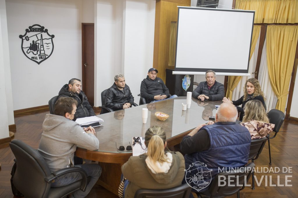 Desde FUNDELO procuran capacitar personal para el rubro gastronomía