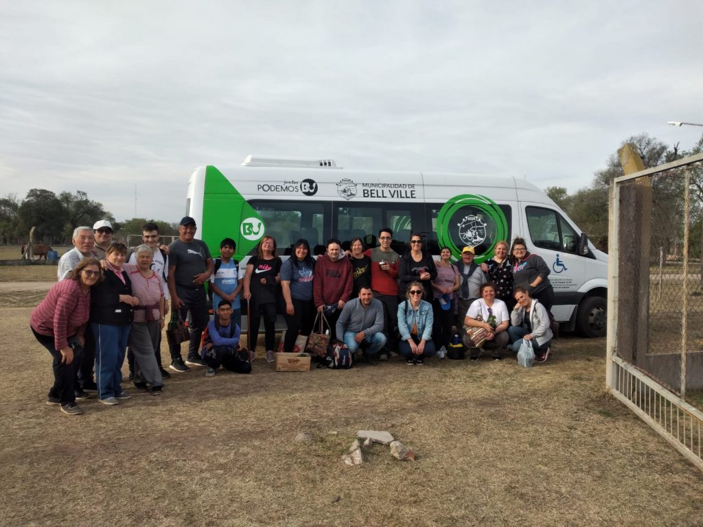 Estudiantes del Curso de Viverismo y Huerta visitaron el Vivero Municipal de Morrison