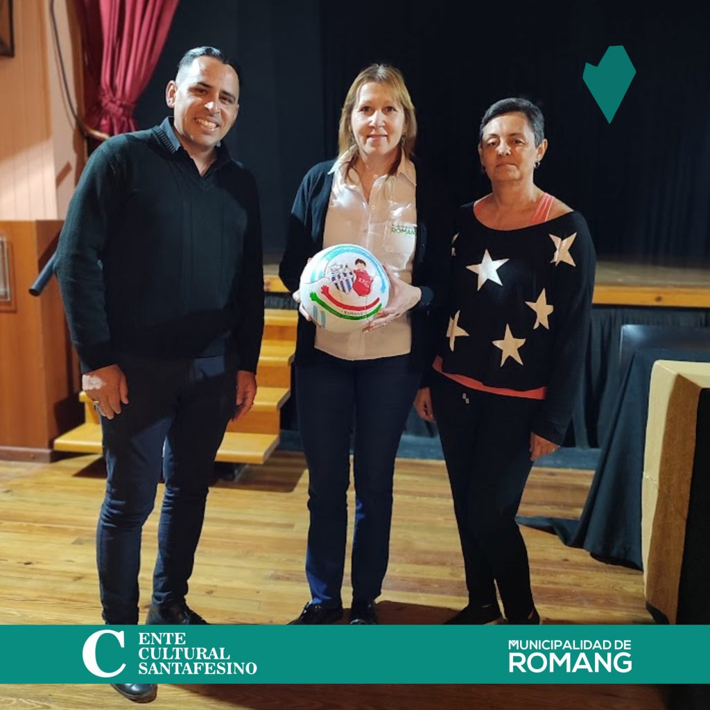 Intervención artística en balones deportivos para la Fiesta de la Pelota de Fútbol