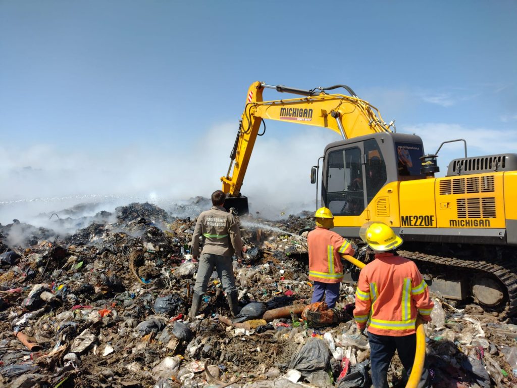 El incendio registrado en la noche de ayer en el basural a cielo abierto ha sido circunscripto