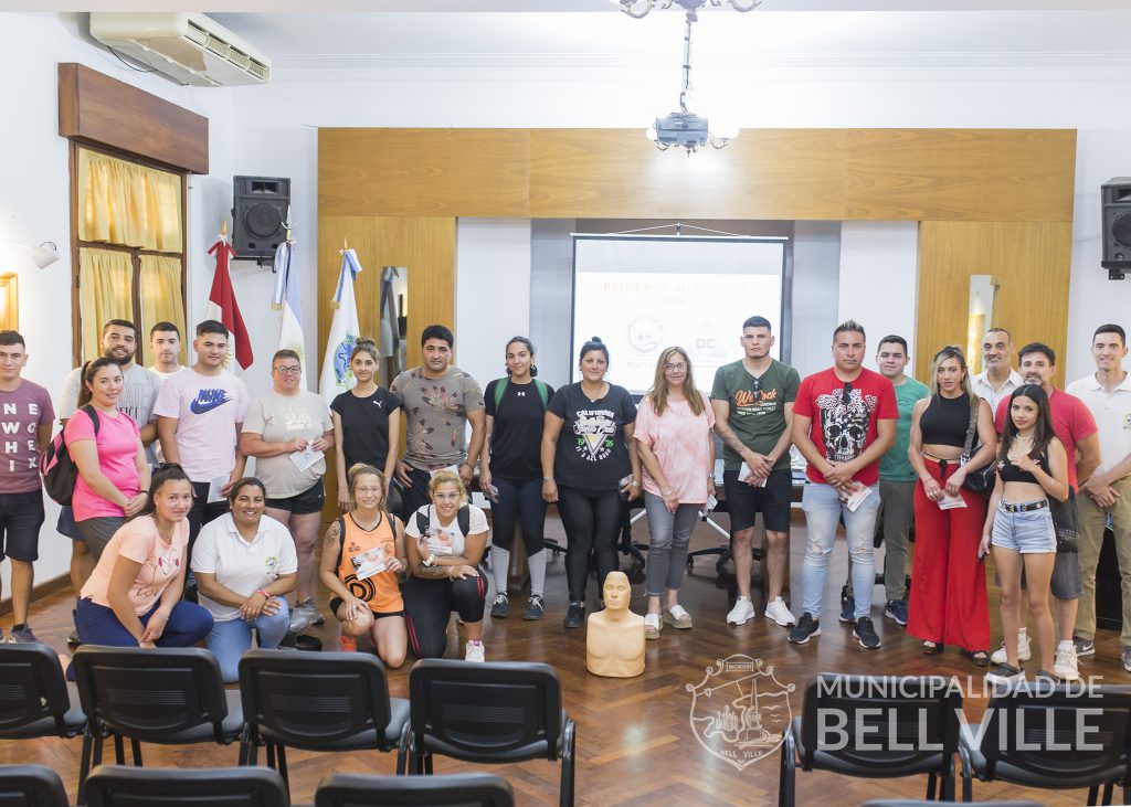 Se capacitó a guardavidas de piletas y balnearios públicos en primeros auxilios y RCP