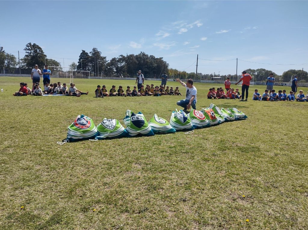 El fútbol infantil local y de la región tuvo una exitosa presencia en la Fiesta de la Pelota de Fútbol