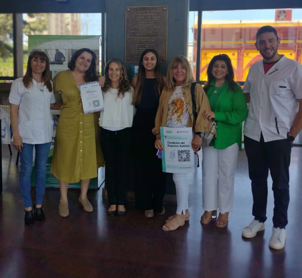 Labor en conjunto en favor de personas con condición del espectro autista