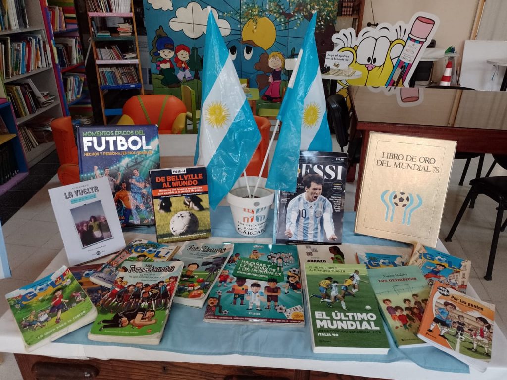 La ciudad se sigue vistiendo de los colores celeste y blanco