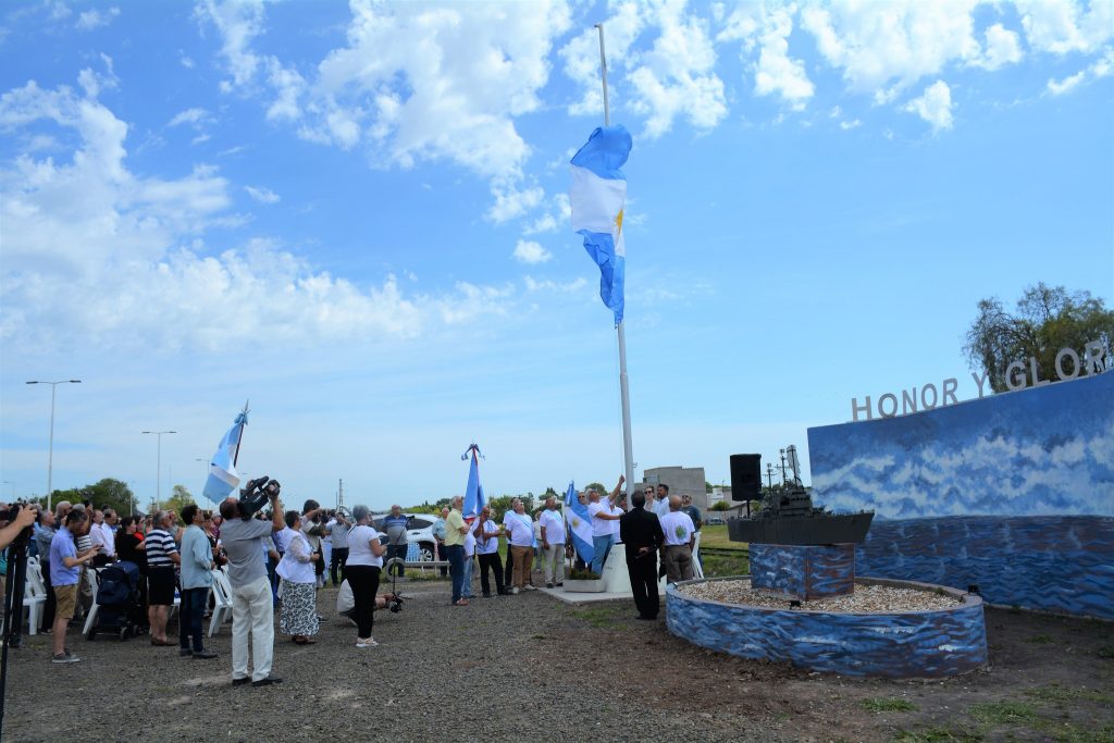 Luego del primero realizado en nuestra ciudad, inauguran un monumento a los Veteranos del Beagle en Entre Ríos