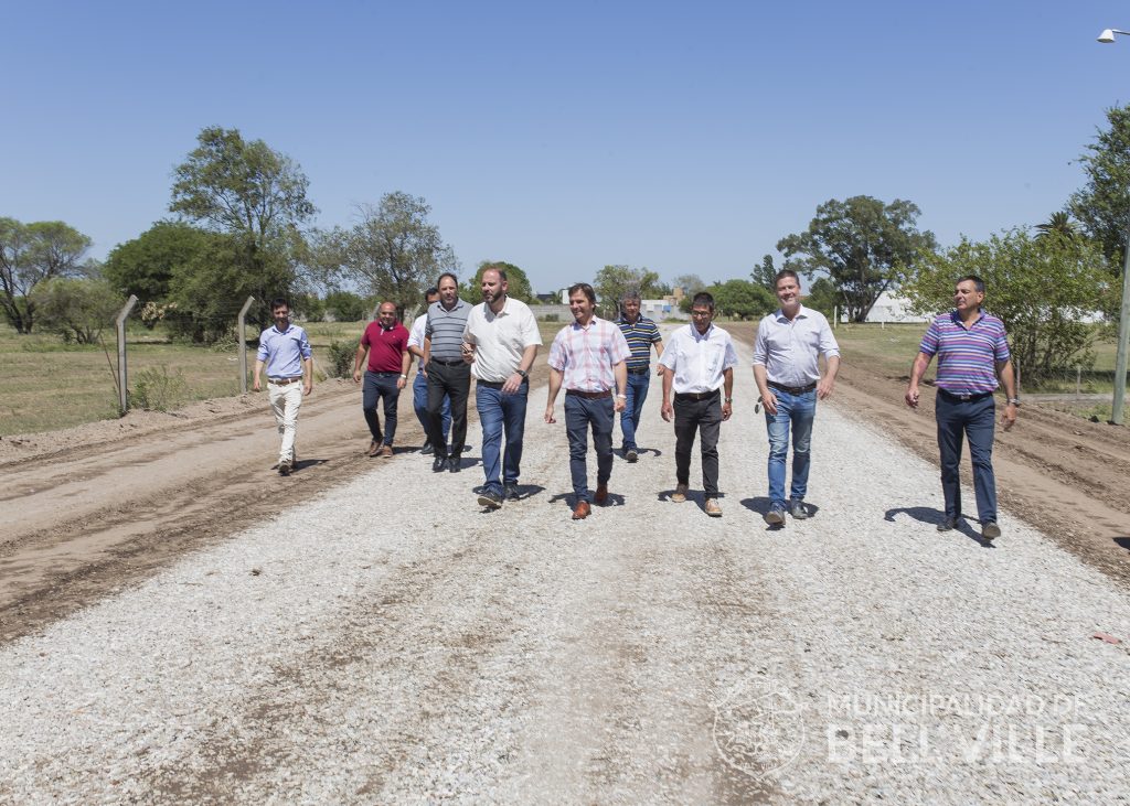 Con la calle Pío Angulo, concluyó la apertura de cinco arterias en la zona Oeste de la ciudad