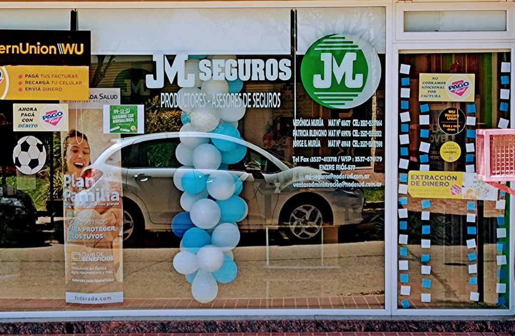 El espíritu celeste y blanco predomina en la ciudad