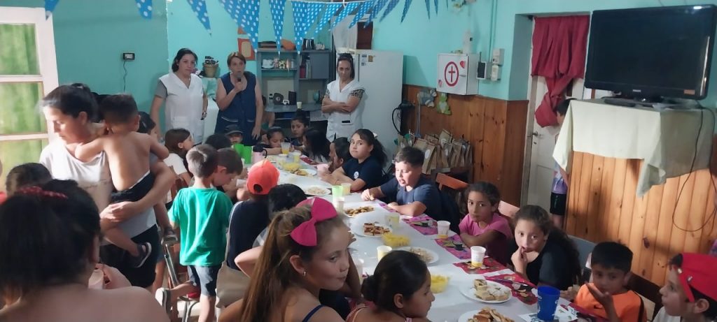 En el cierre de las clases de Apoyo Escolar se trabajó en la reutilización de residuos reciclables