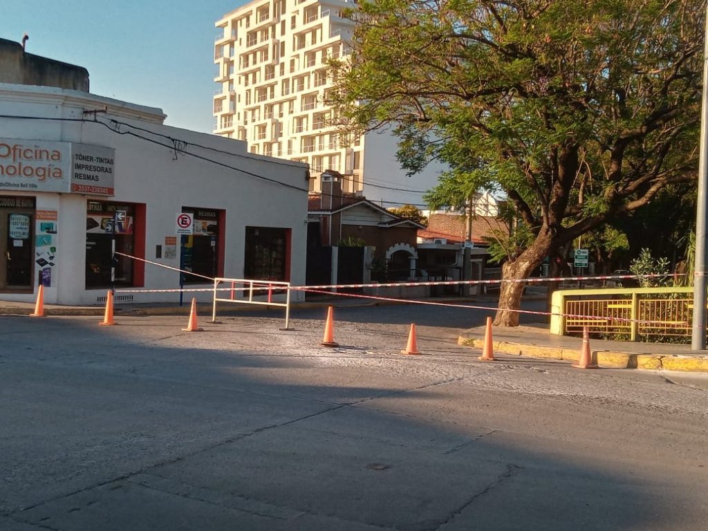 Corte de calles Tucumán y Pellegrini, desde puente Sarmiento hasta Córdoba