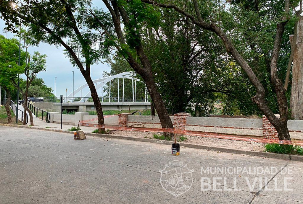 Se desarrolla el hermoseado de un importante sector de calle Tucumán