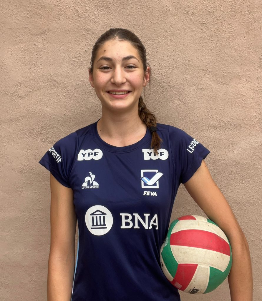 Paula Tomasa, otro orgullo bellvillense, integra la Selección Nacional de Vóley