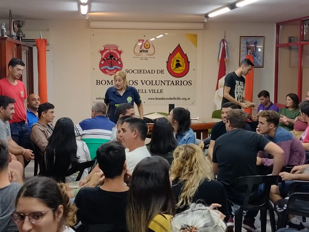 Capacitación en educación vial para bomberos voluntarios