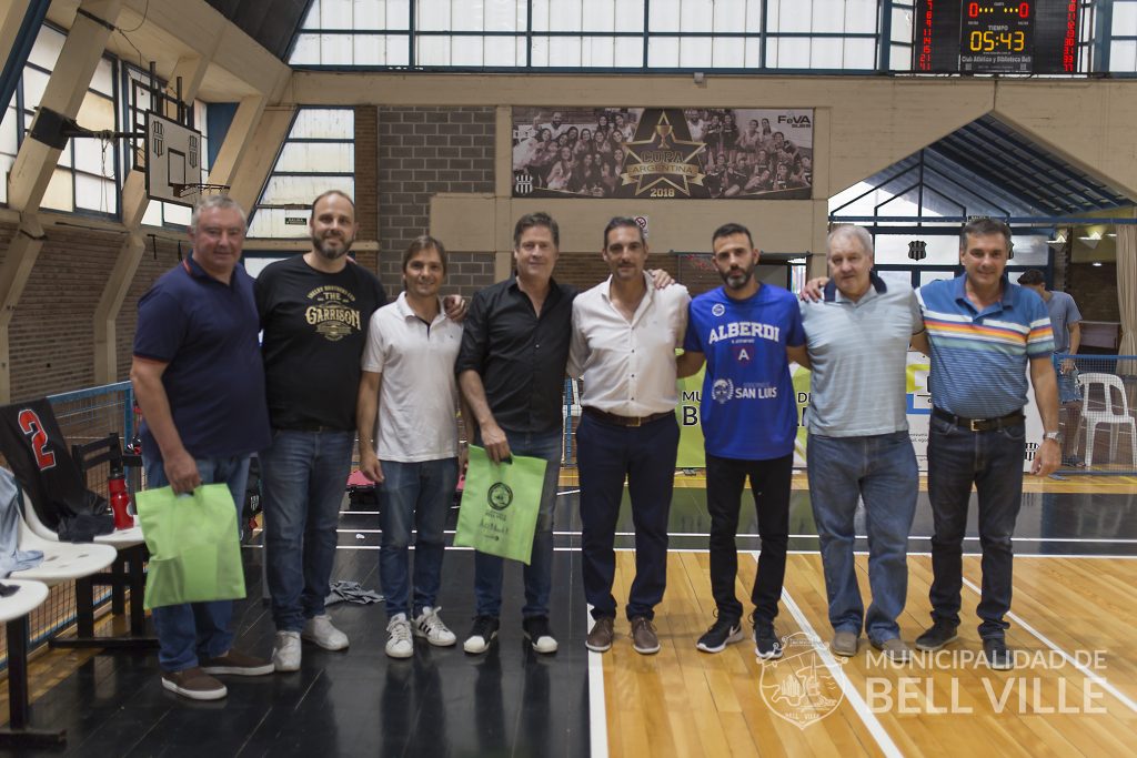 La Municipalidad acompaña al Club Bell en su participación en el Torneo Federal de Básquet