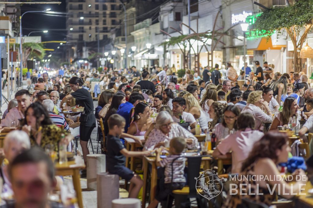 Fin de semana reservado a la buena gastronomía, propuestas comerciales y actividad artística