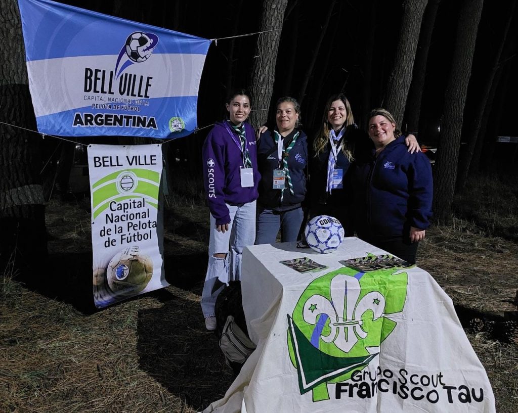 Valiosas experiencias recogieron los bellvillenses en el Campamento de Líderes Scouts