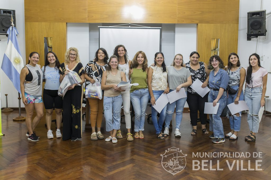 Docentes de talleres de Núcleos Barriales Culturales, ya cuentan con lo necesario para clases