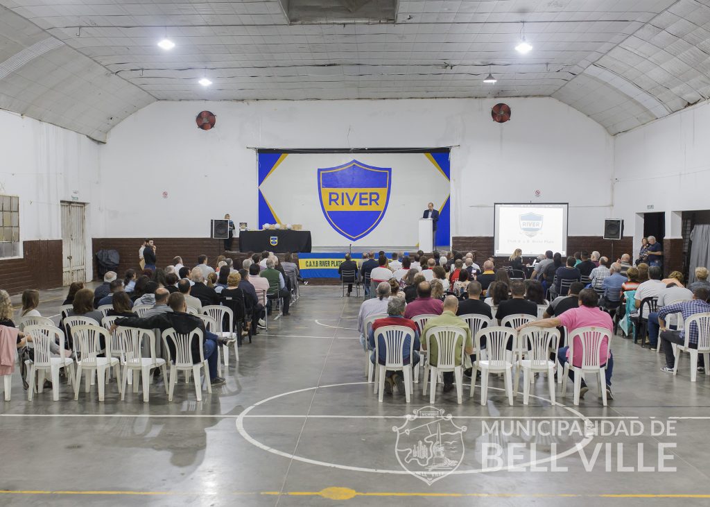 Con un emotivo acto, se conmemoró el centenario del Club River Plate de nuestra ciudad