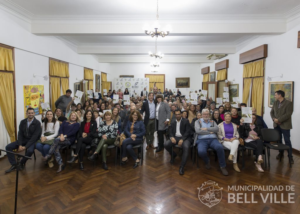 Entraron formalmente en funciones las nuevas autoridades de 23 Centros Vecinales