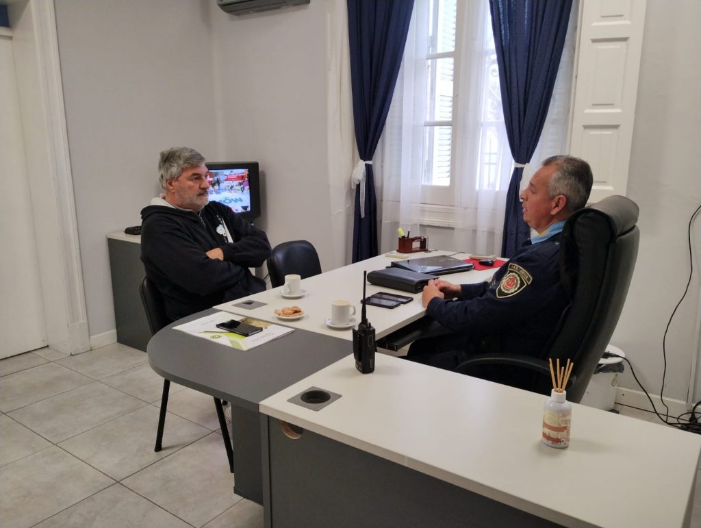 Ofrecimiento municipal para capacitación en RCP a personal de Policía de la Provincia