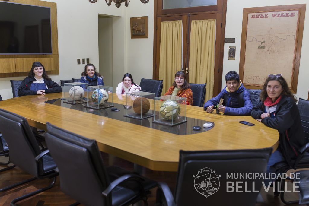 Alumnos de la Escuela Municipal león Luis Pellegrino se sumaron al Día del Medioambiente