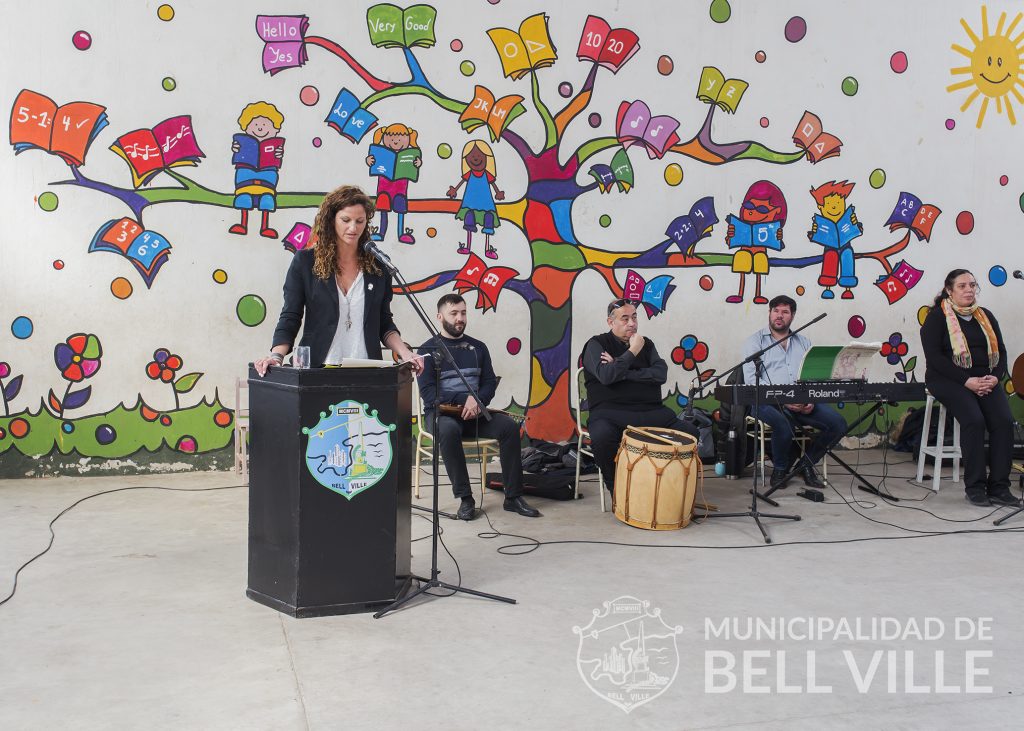 Lic. Garrone: “Sigamos trabajando juntos para construir un futuro mejor a través de la educación”