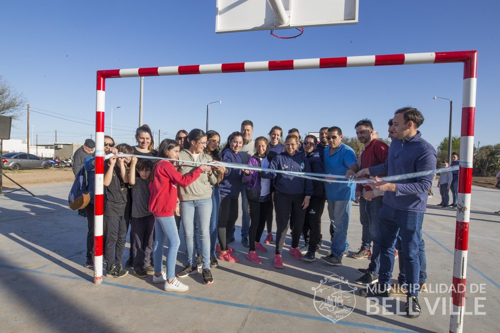 Quedó inaugurado el noveno playón deportivo con los que cuenta la ciudad