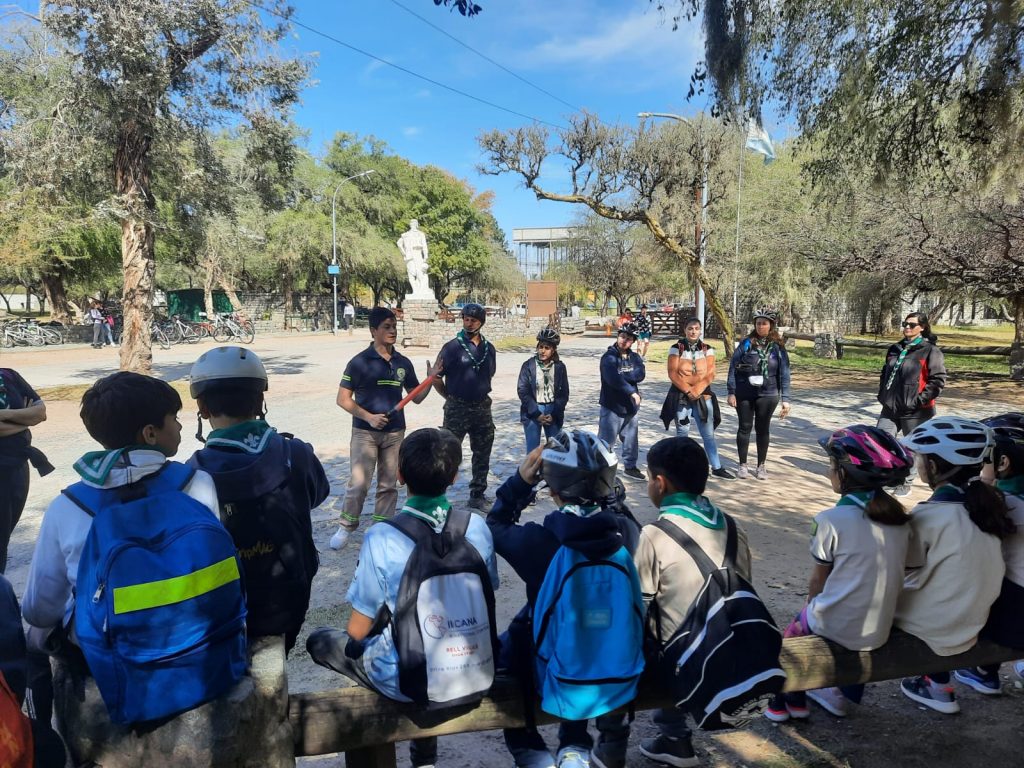 Charla sobre sobre seguridad vial para ciclistas
