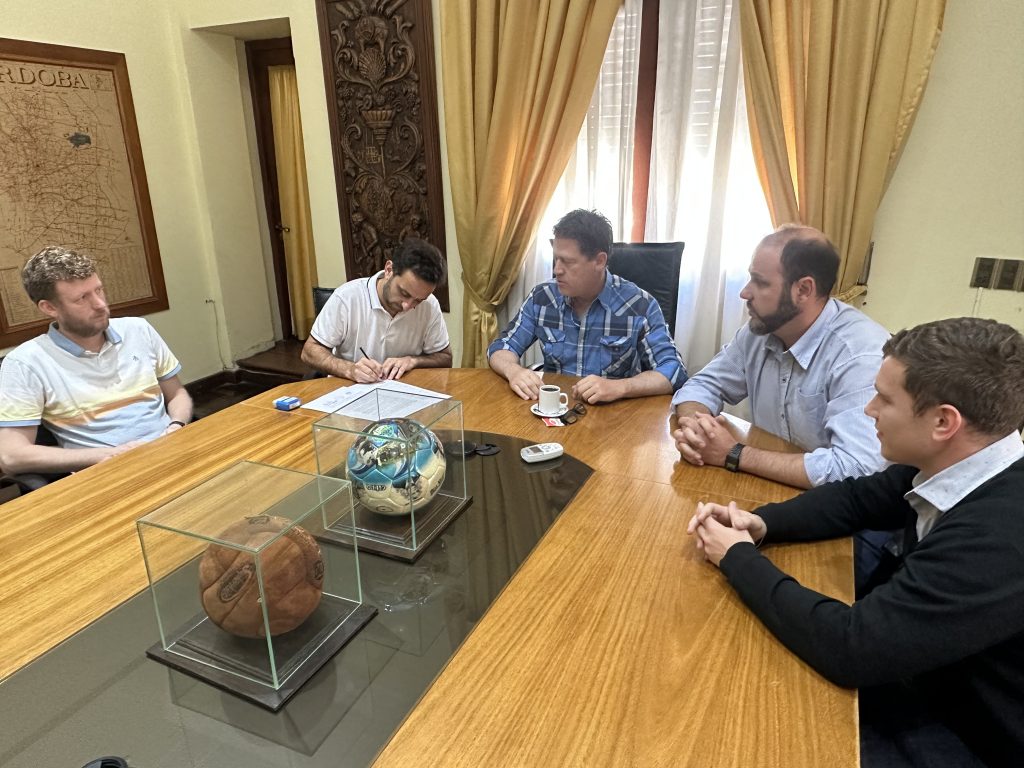 Hoy se adjudicó la mega obra de pavimentación de 40 cuadras a la empresa local ARINCO S.A.